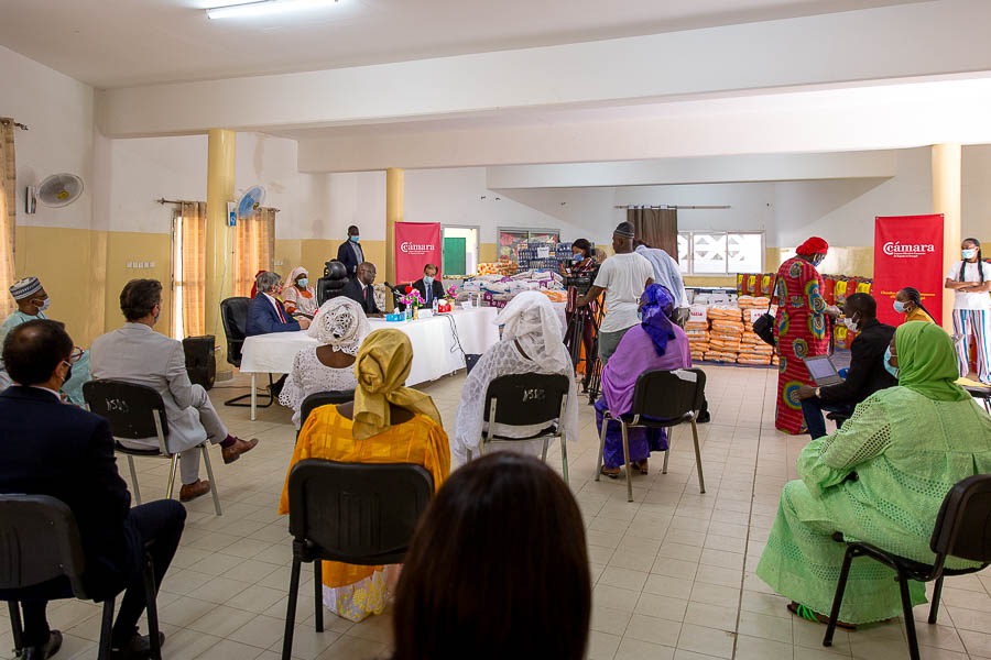 Entrega contenedor COVID19 - CAMACOES Senegal