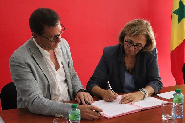 CAMACOES SENEGAL Y EL INSTITUTO CERVANTES DE DAKAR FIRMAN ALIANZA PARA IMPULSAR ACTIVIDADES PARA LA PROMOCIÓN DEL ESPAÑOL EN SENEGAL
